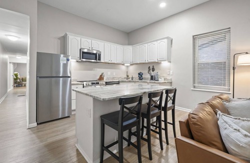 Over-the-Rhine Apartment | Washington Park Retreat | Free Parking | OTR