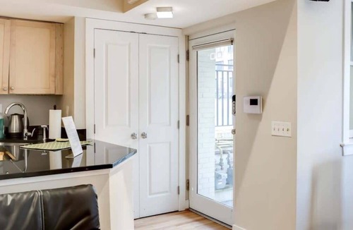 Logan Circle Condo | Washington Thomas Circle Condominium