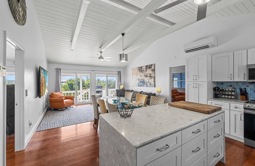 Cooper Jack Bay Settlement Villa | Waterfront 3BR Villa w/Pool, Parking & Private Patio
