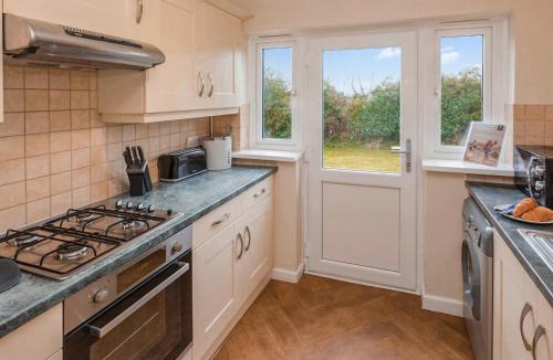 Lydstep House | Watch Cottage - Uk6729