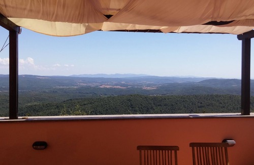 Monteverdi Marittimo House | Watching The Horizon in residence with swimming pool for a fee