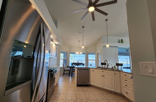 Burnt Store House | Water Front, Heated Pool, Tiki, Large Lanai