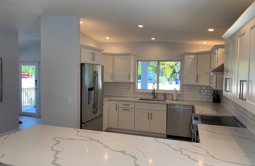 Tavernier House | Water front home. 50' Dock w/Pool & Hot Tub. Just S. of Tavernier Creek