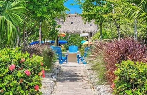 Key West House | WATER FRONT LOCATION WITH GREAT LOCATION TO KEY WEST.
