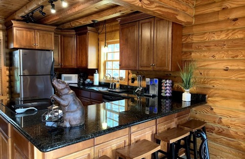 Sunset Cabin | Water-Front Luxury Cabin on Keowee - Canoes, paddleboards and Kayaks!
