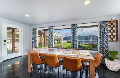 Lilliwaup House | Water Front on Hood Canal - Hot Tub & EV Charger