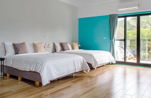 Yuchi Bed & Breakfast | Water House
