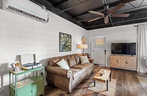Biloxi House | Water Street Retreat Walk to Casinos, Restaurants
