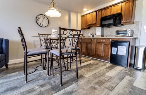 Acme Condo | Water View Condo within the Grand Traverse Resort