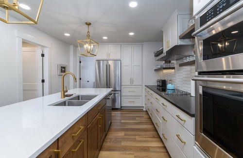 South Beach Villa | Water Views Sea Pines| Steps to South Beach Marina | Firepit | Pool Access