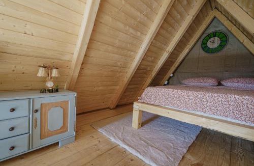 Firiza Ski Chalet | Waterfall A Frame, Maramures