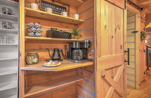 Elizabethton Cabin | Waterfall Adventures in the Smokey Mountains w Hot Tub and Pet Friendly