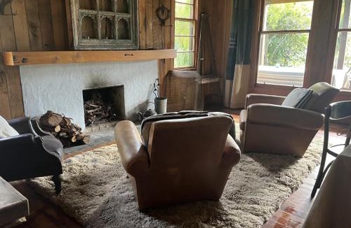 Saint Omer House | Waterfall Bay