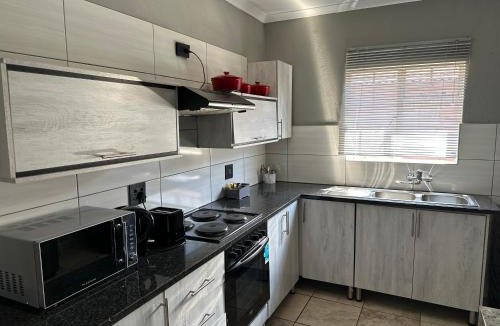 Rustenburg Apartment | Waterfall Deluxe