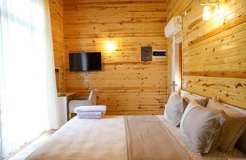 Ulupinar Hotel | Waterfall Heaven House