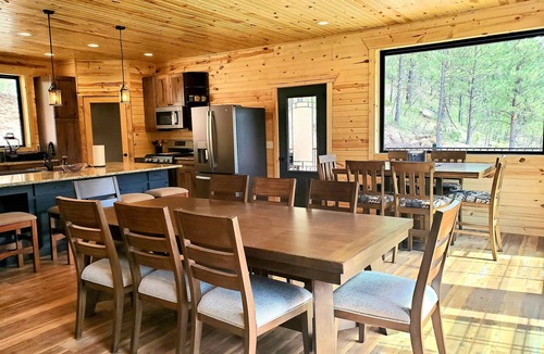 Spearfish House | Waterfall House nestled in the mountains - 10 minutes from Downtown Spearfish!