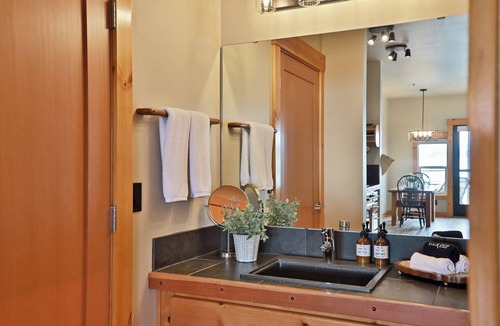 Langley Condo | Waterfront 1 bedroom condo - private deck offering spectacular views