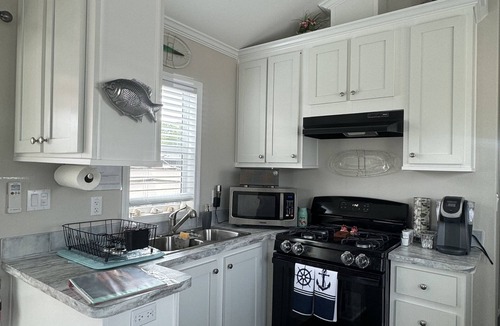 Chokoloskee House | Waterfront 2 bedroom 1 bath with boat slip