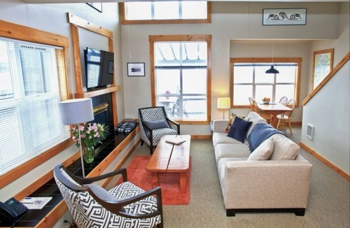 Langley Condo | Waterfront 2 bedroom condo - private deck offering spectacular views