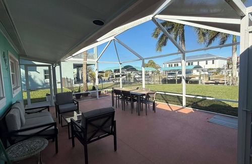 Englewood South House | Waterfront + 2Bed + No Bridge Gulf Access + Dock + Beaches + Pool coming soon!