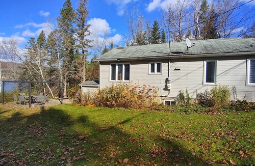 Mont-Tremblant House | Waterfront 3-bedroom Bunglow in Mont-tremblant