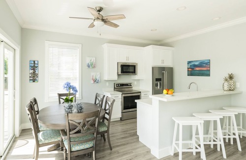 Meadows Condo | Waterfront 4-Bed, 4-Bath Condo at Bayfront Suites - CLEANING FEE INCLUDED