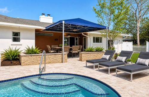 River District House | Waterfront 4 BR - Heated Pool15 min to IMG/AMI