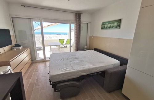 Palavas-les-Flots Apartment | Waterfront - Apartment in 1st line - Sea view