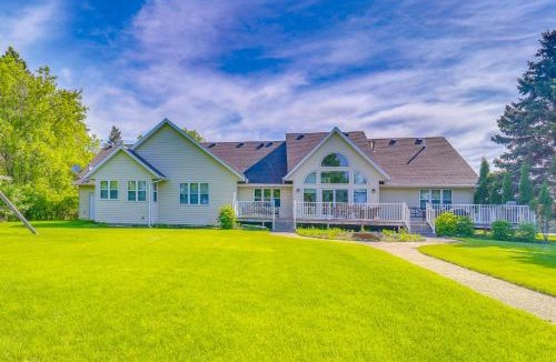 Alexandria House | Waterfront Alexandria Gem: Family & Group Friendly