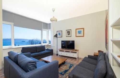 Kabatas Apartment | Waterfront Apartments with a Stunning View