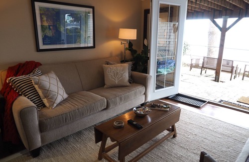 Three Tree Point Apartment | Waterfront Beach Apartment 15 Min From Seattle