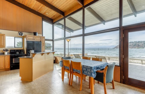 Clinton House | Waterfront beach house w/ a furnished patio & breathtaking views of the bay!