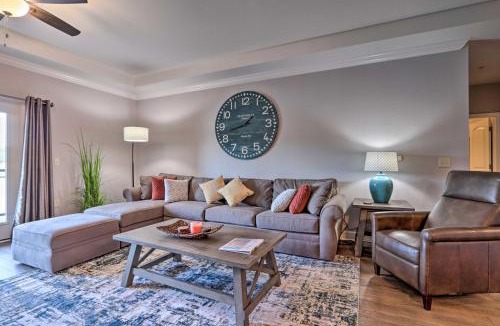 Bean Station Apartment | Waterfront Bean Station Condo with Balcony and Views!