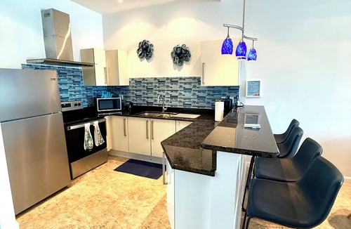 Bell Channel Bay Apartment | Waterfront Bliss Your Perfect Paradise Awaits!