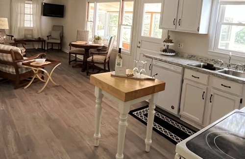 Wisconsin Dells House | Waterfront Breezeway Bay 2