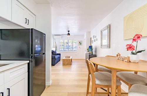 Bay Esplanade Apartment | Waterfront Bungalow Oasis 2 Blocks to Beach