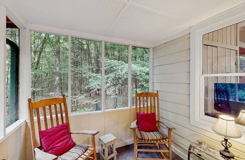 Cashes Valley Cabin | Waterfront cabin in a peaceful location w/private hot tub - dog-friendly