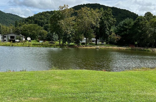 Barnardsville Cabin | Waterfront cabin with mountain views; 26 minutes to downtown Asheville.