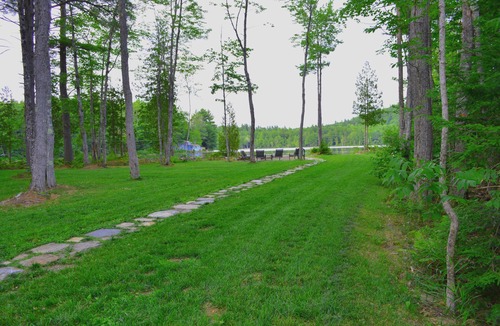 Eddington Cabin | Waterfront cabin with gorgeous bluff views