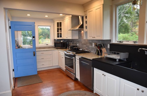 Buzzards Bay House | Waterfront Cape Cod Family Home in Bourne