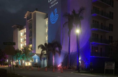 Merritt Island Condo | Waterfront Captain's Stateroom: Views, Pool & Hot Tub!