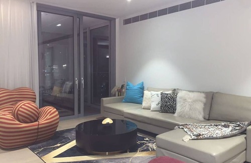 Barangaroo Apartment | Waterfront CBD luxury 3Br with Parking for 8 ppl