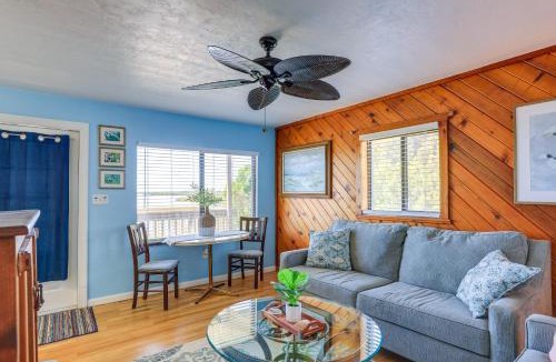 Cedar Key House | Waterfront Cedar Key Duplex Home: Grill & Dock!