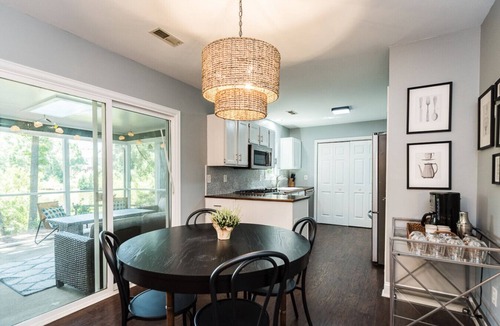Chapel Hill House | Waterfront Chapel Hill Retreat Near UNC | Sleeps 10