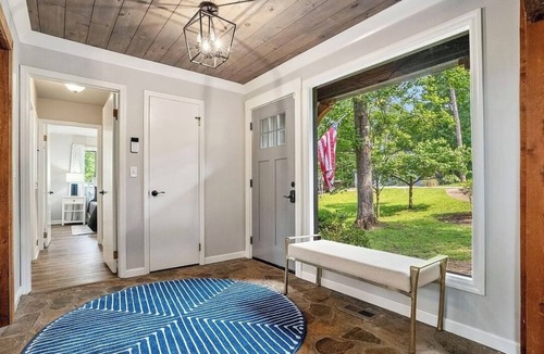 Dadeville House | Waterfront charming 3-bedroom house in serene Dadeville with WiFi, AC