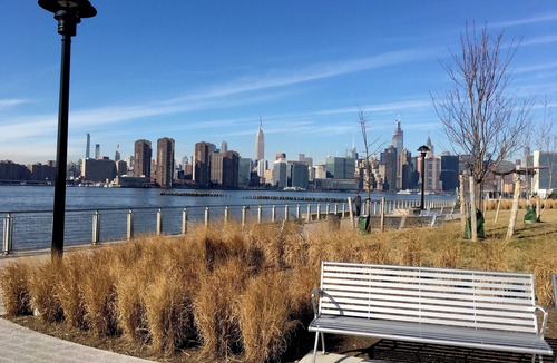 Hunters Point Condo | Waterfront condo in brilliant in NYC Manhattan, BK, Greenpoint