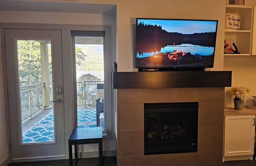 Vernon Condo | Waterfront Condo Right On Okanagan Lake
