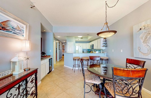 Orange Beach Condo | Waterfront condo with shared pool, tennis, & sauna - near the beach