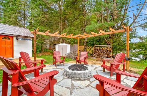 Norland Cottage | Waterfront cottage, Cold Plunge & Barrel Sauna Escape!