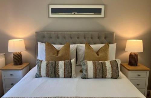 Strathcarron House | Waterfront cottage Applecross Peninsula